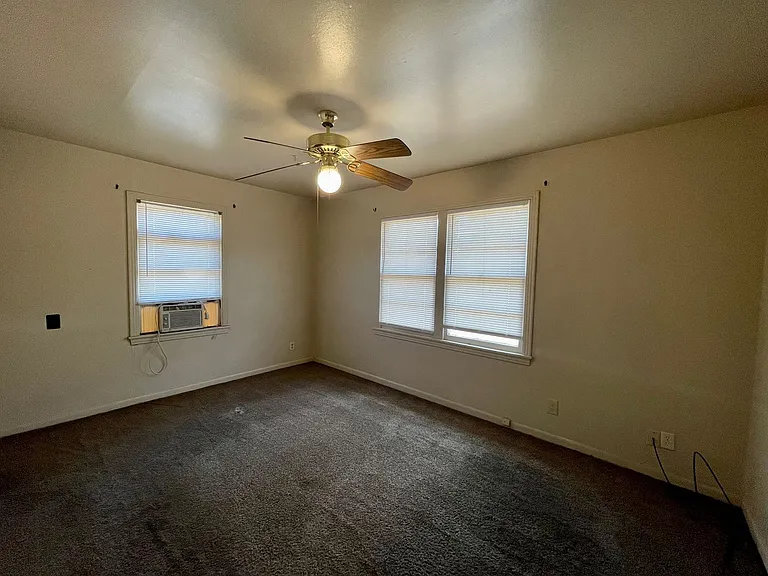 4780 El Paso Ave — Photo 8
