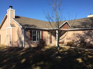 2709 Fenwick Rd, Lawrence, KS 66046