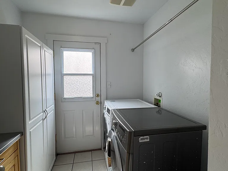 4679 Idlewilde Ln SE — Photo 17