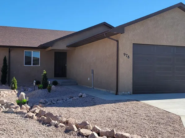 978 S Harmony Dr, Pueblo, CO 81007