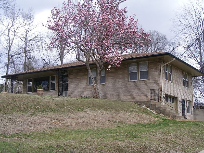 1st image of 4205 Arlington Ave