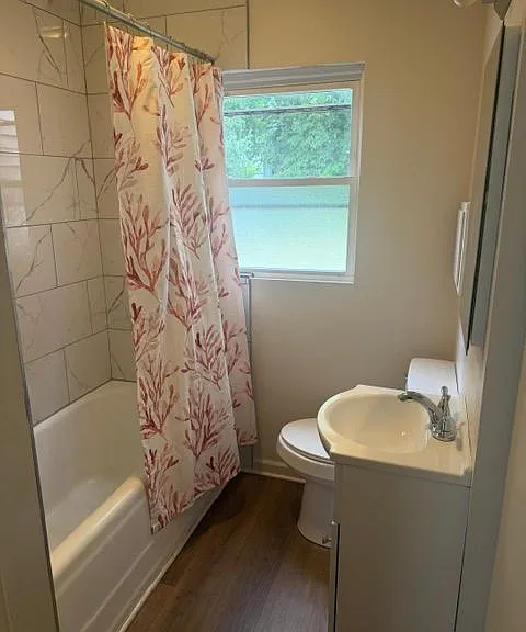 2719 N Peoria Ave — Photo 5
