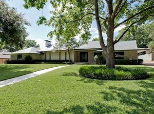 6930 Prestonshire Ln, Dallas, TX 75225