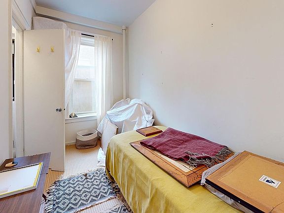 4th image of 20 W 84th St APT 3D
