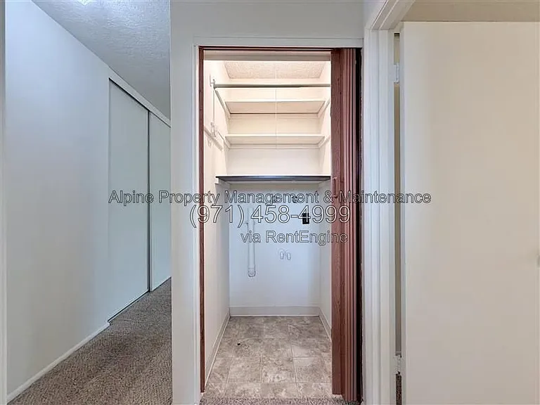 925 NW Joy Ave #4 — Photo 13