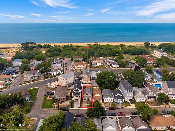 3rd image of 9 Woodland Avenue