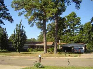 4815 Pinson Dr, Texarkana, AR 71854