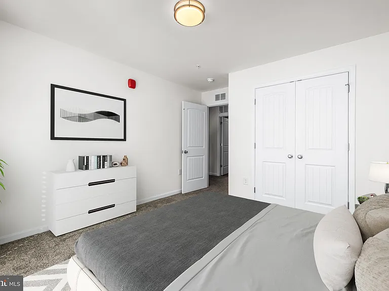 900 Gilbert Rd #3601B — Photo 16