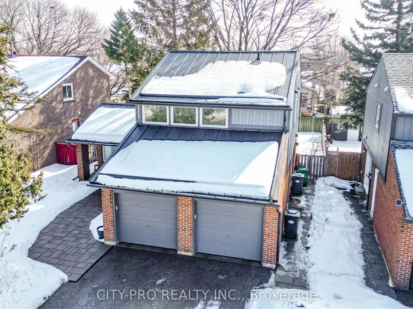 2848 Windwood Dr, Mississauga, ON L5N 1W7