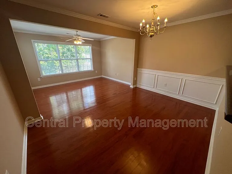 409 Falling Rock Way — Photo 17