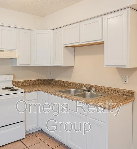 The Cove Apartments — Photo 24