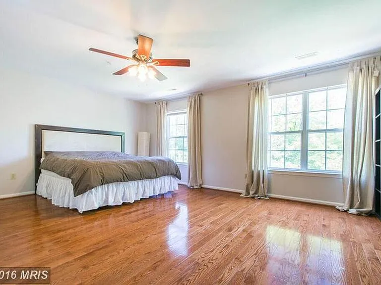 8922 Mallard Ct — Photo 13