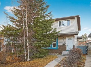 637 E Whitewood Rd NE, Calgary, AB T1Y4A1