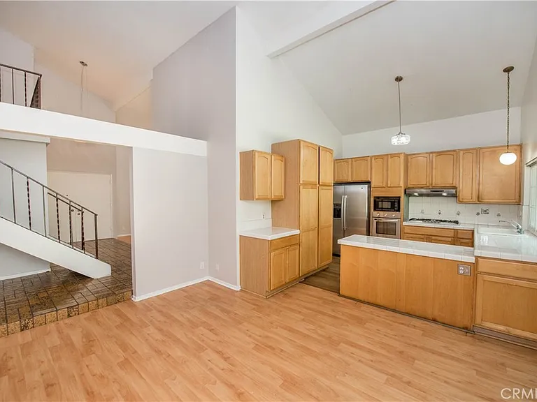 1709 Beechwood Ave — Photo 9