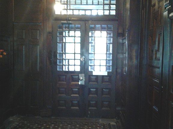 2nd image of 3316 S Calumet Ave APT 2F