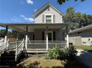1021 Perry Ave, Barberton, OH