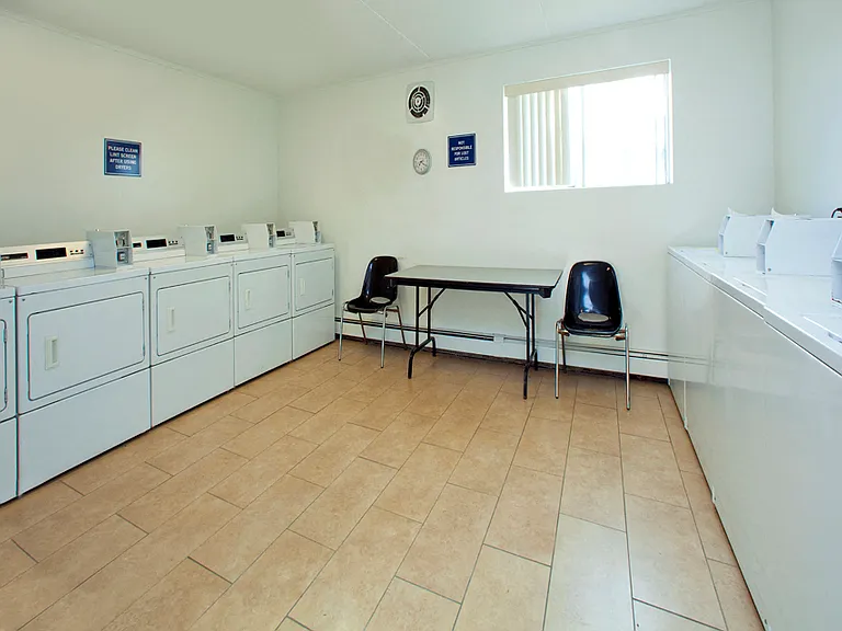 7170 Bruce Ave — Photo 10