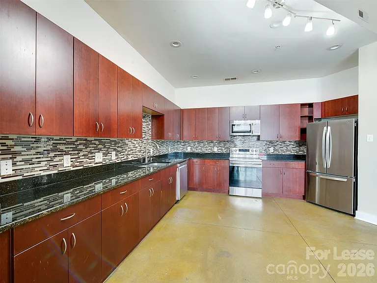 927 Westmere Ave — Photo 15