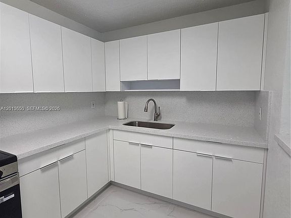 4th image of 14830 Naranja Lakes Blvd #A2r