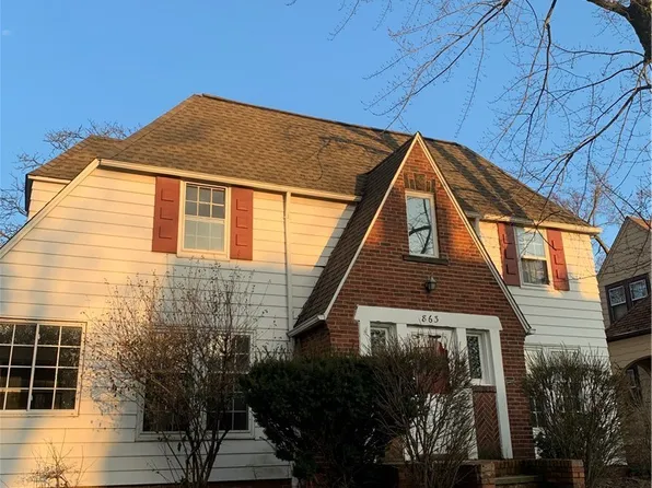 863 Medford Rd, Cleveland Heights, OH 44121