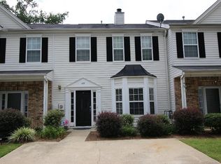 409 Timber Gate Dr, Lawrenceville, GA 30045