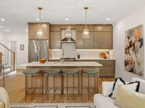 27 Shepard St Unit 6, Brighton, MA 02135