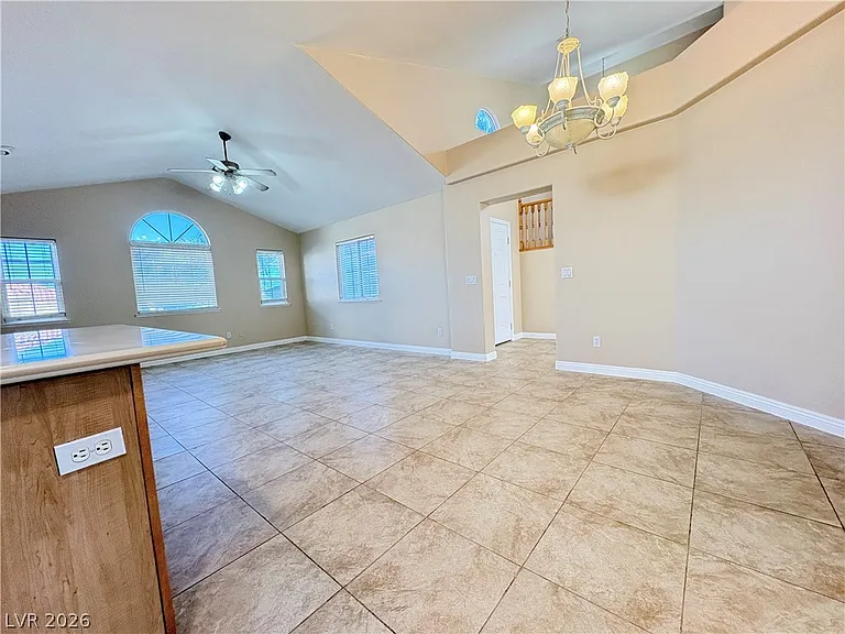 6544 Timberview Ct — Photo 11