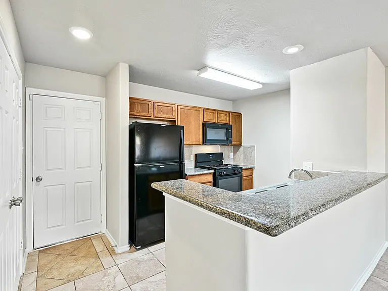 Palm Trace Homes Kitchen