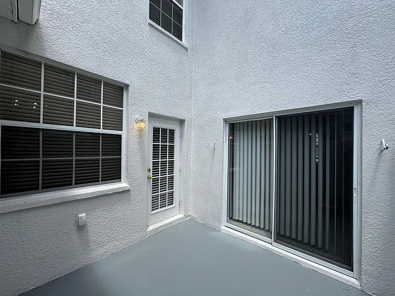 3548 Peppervine Dr — Photo 22