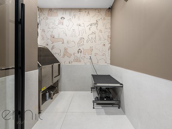 4th image of 375 Dean St #433