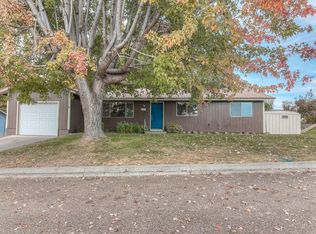1509 Walnut St, Zillah, WA