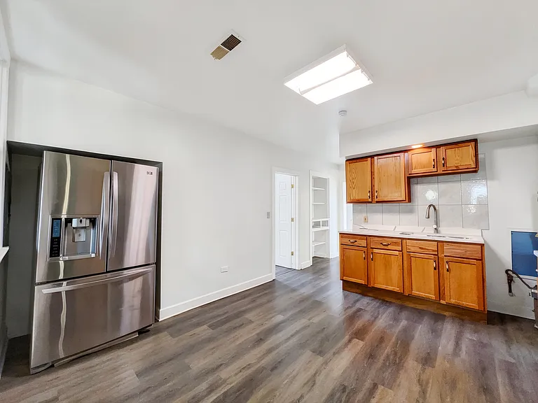 9046 S Brandon Ave #3 — Photo 12