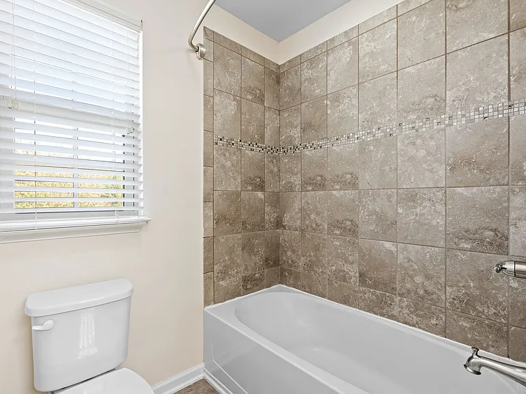 453 Christiane Way — Photo 18