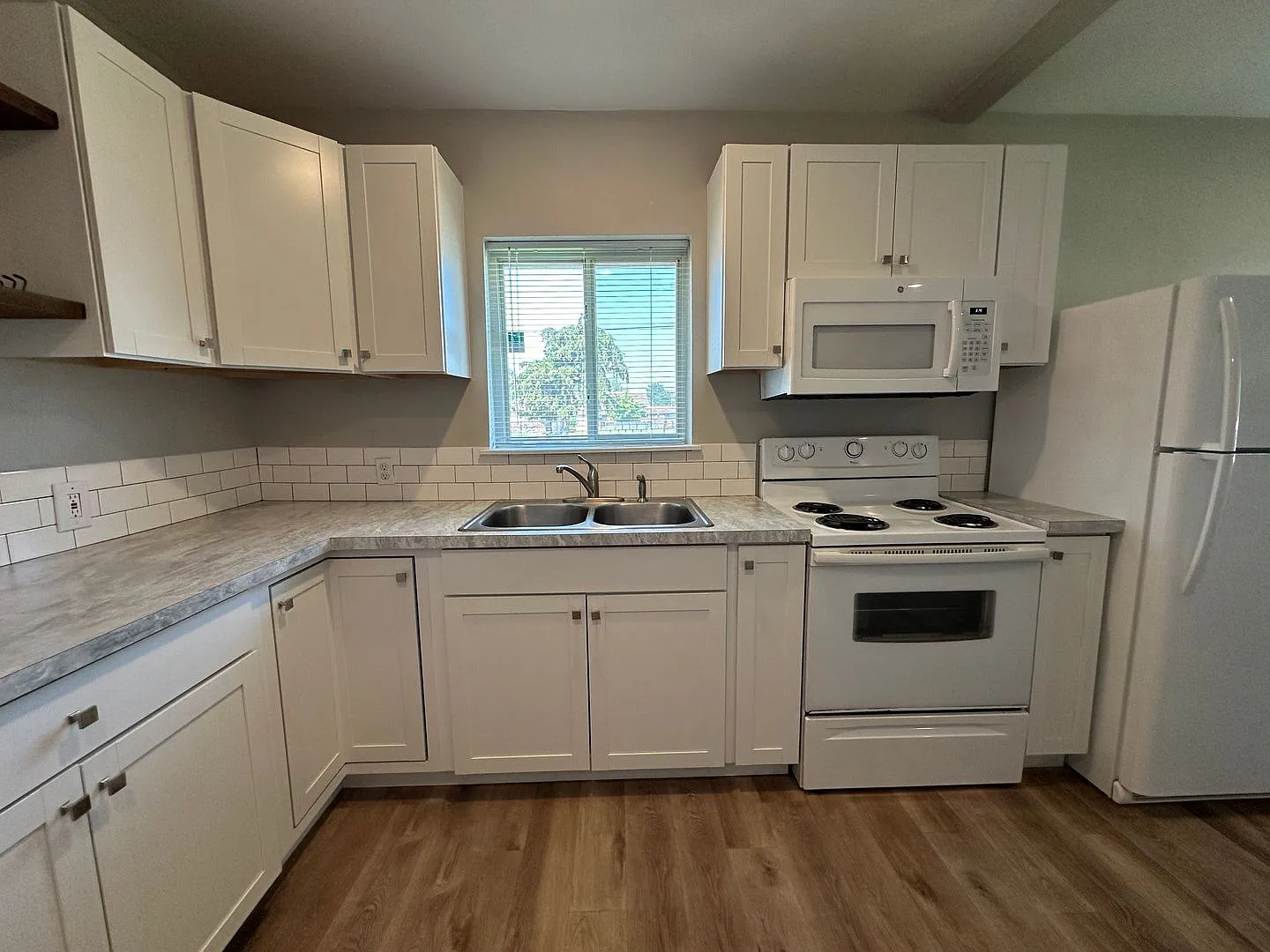 2909ho -Daerickston — Photo 1