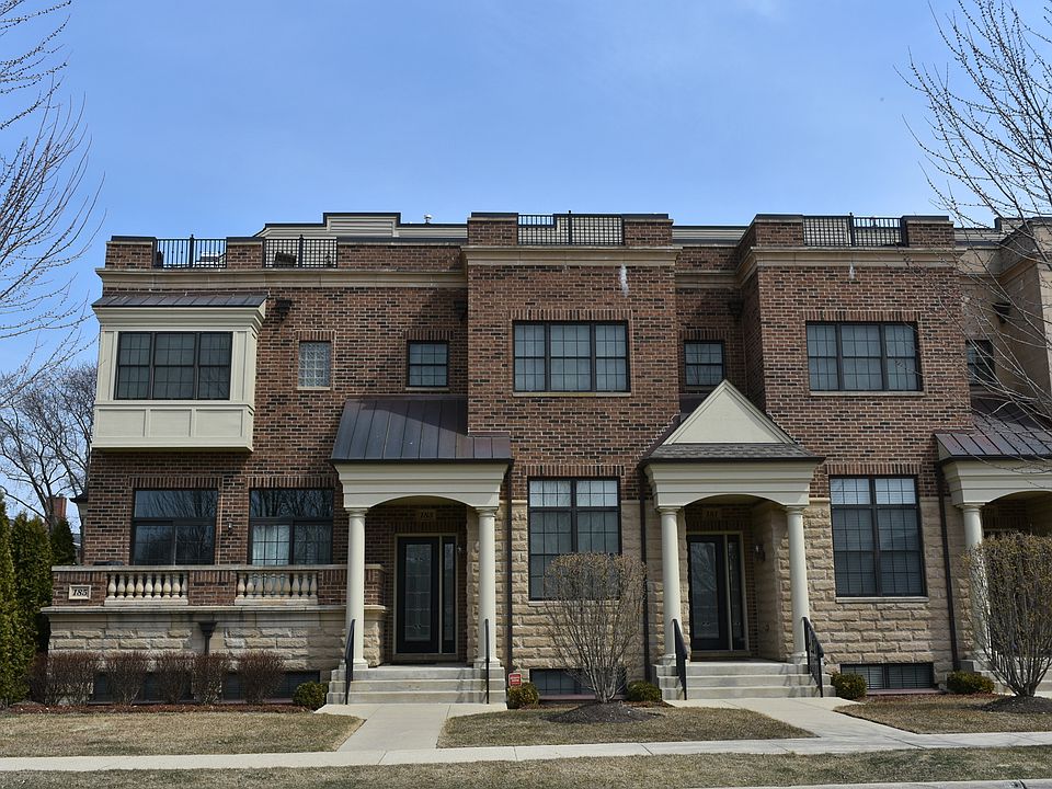 1st image of 183 N Hickory Ave #8