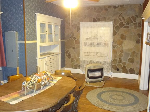 Dining Room w/stone wall 