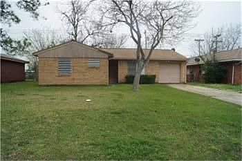 1st image of 3001 14th Ave N