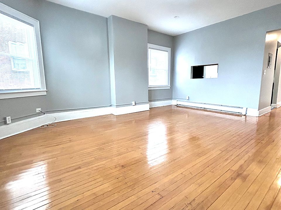 1st image of 207 N Townsend St #7