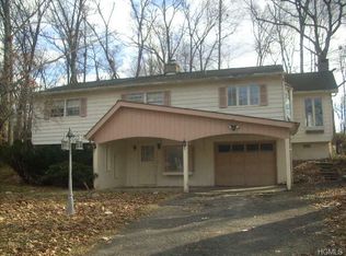 34 Maple Dr, Middletown, NY 10941