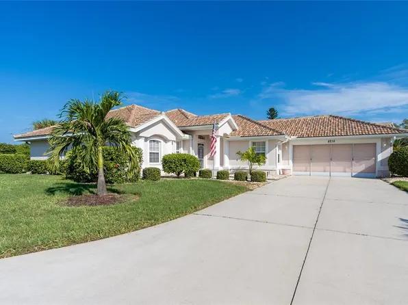 8216 Parkside Dr, Englewood, FL 34224