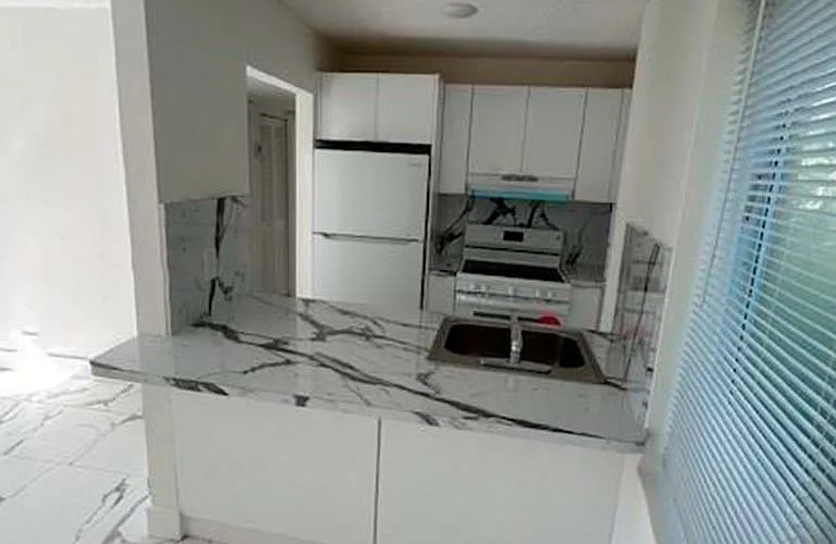 661 W 81st St #1-4 — Photo 2