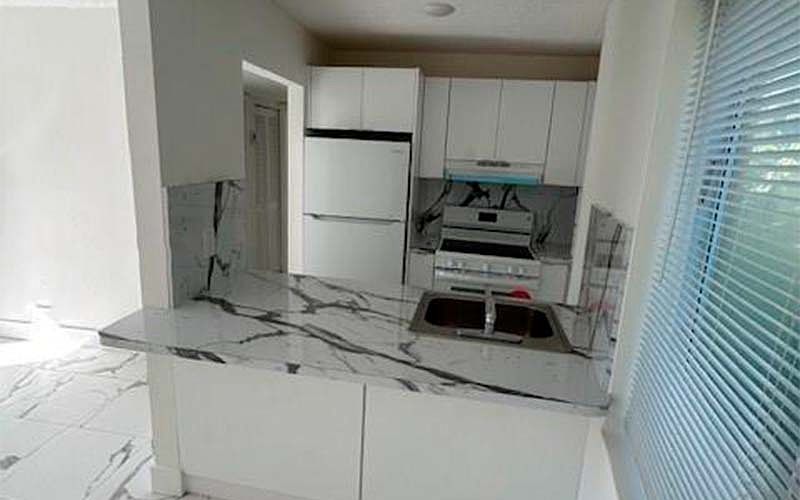 2nd image of 661 W 81st St #1-4