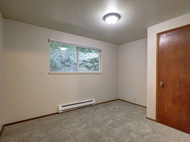 BG40-4 — Photo 10