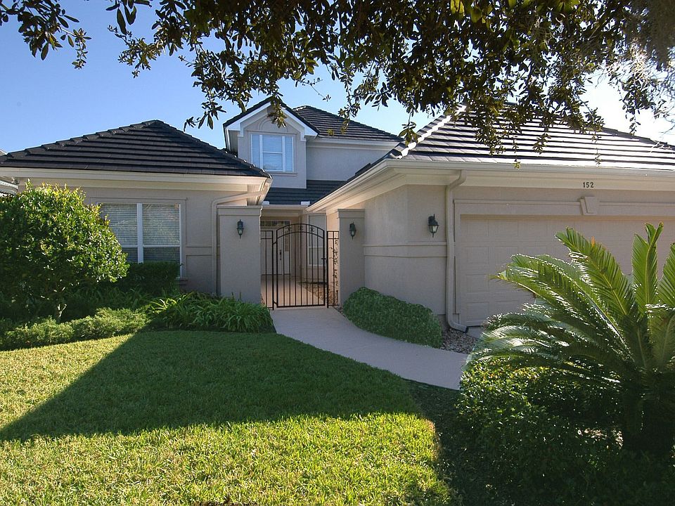 Pristine, like new 4BR on the Big Lake