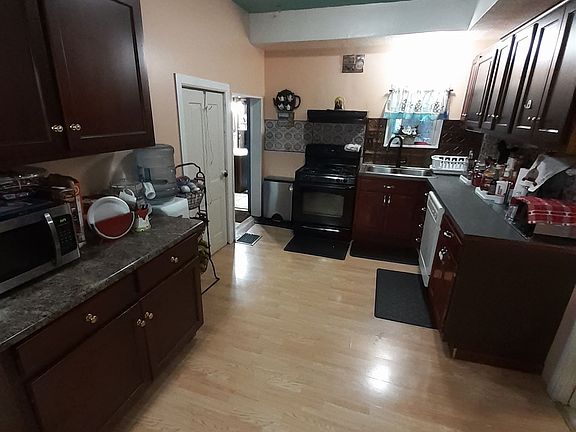 5th image of 1202 Magnolia Ave