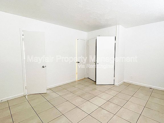 3rd image of 4611 S Congress Ave APT 104