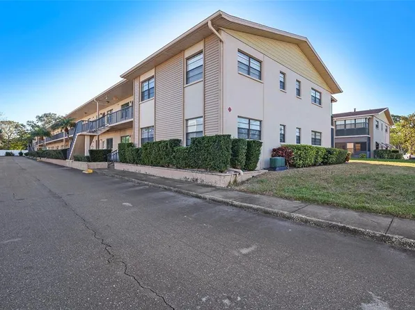 5967 Terrace Park Dr N Unit 101, Saint Petersburg, FL 33709