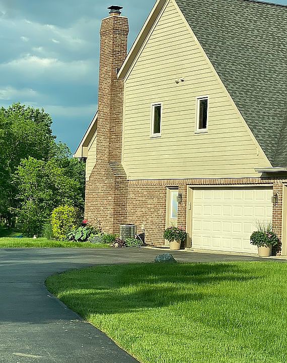 2nd image of 7357 Windridge Way