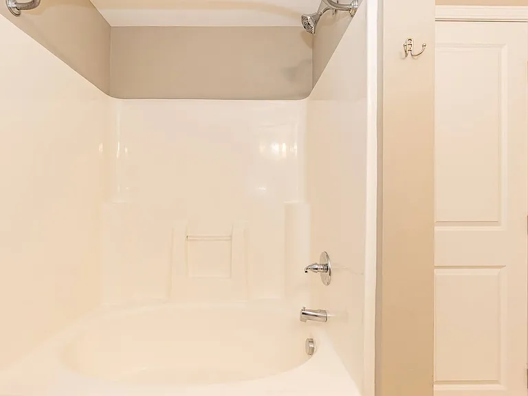 1634 Holly Grove Way — Photo 21