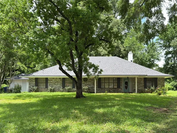 7903 Cedar Creek Cir, Haughton, LA 71037